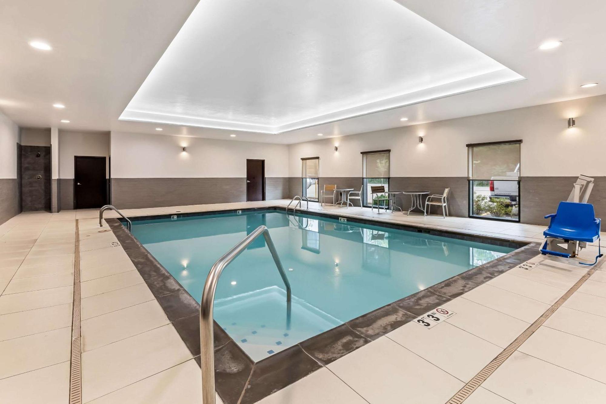 Comfort Suites Columbia Buitenkant foto