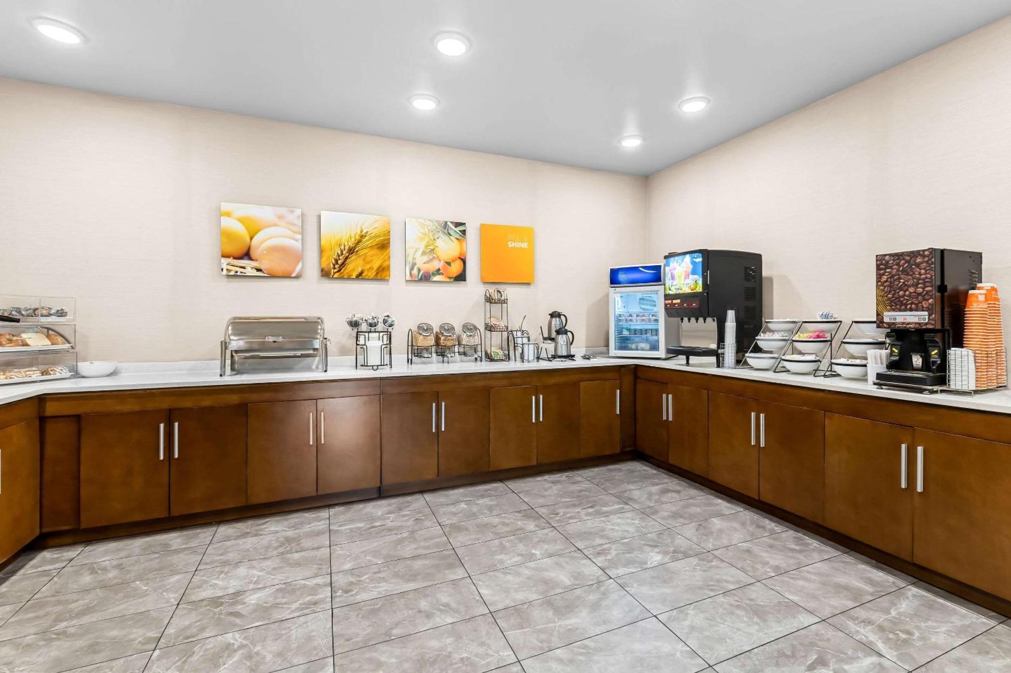 Comfort Suites Columbia Buitenkant foto