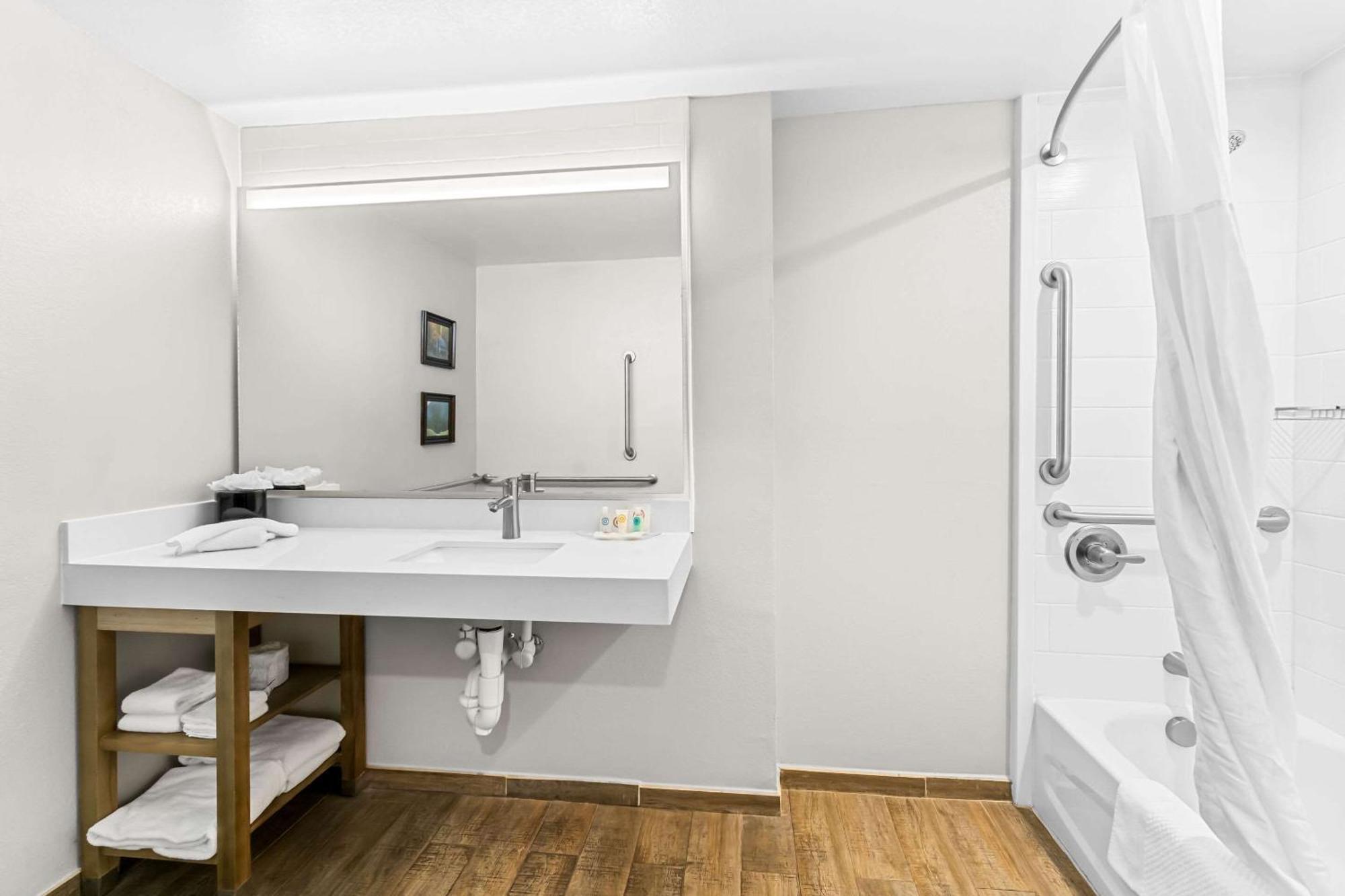 Comfort Suites Columbia Buitenkant foto